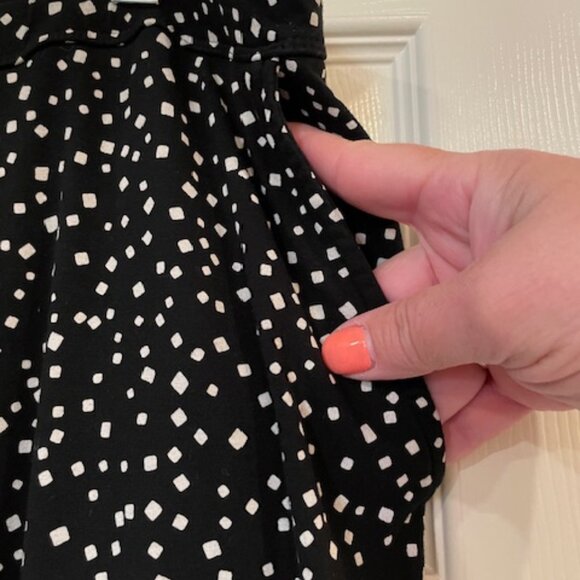 JJill Wearever crop pants; sz. large; good condition - Picture 2 of 2